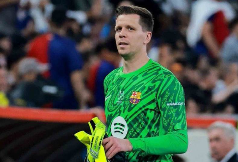 تشيزني يتحدث عن مستقبله مع برشلونة وموقفه من تير شتيجن بعد حسم الليجا