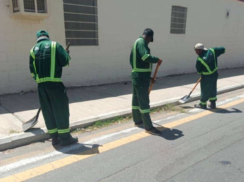 تعزيز جهود أمانة الطائف في النظافة والمكافحة الحشرية حول مواقيت الحج
