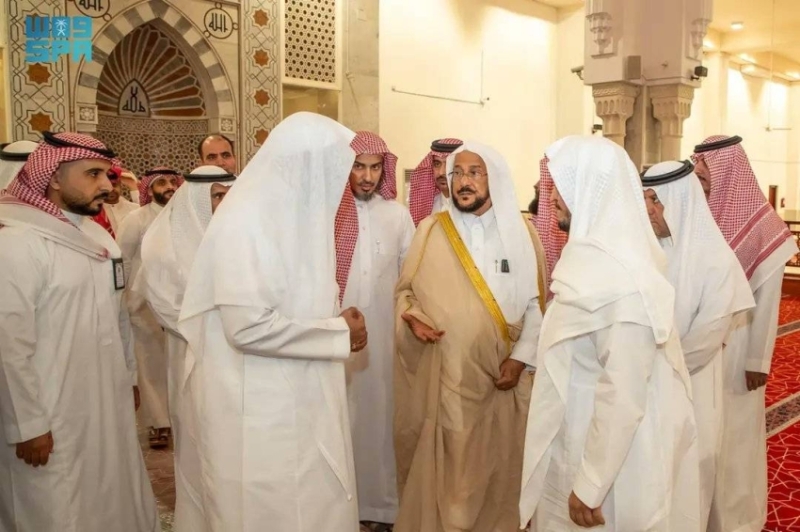 تفقد آل الشيخ جاهزية مرافق الوزارة بالمشاعر المقدسة