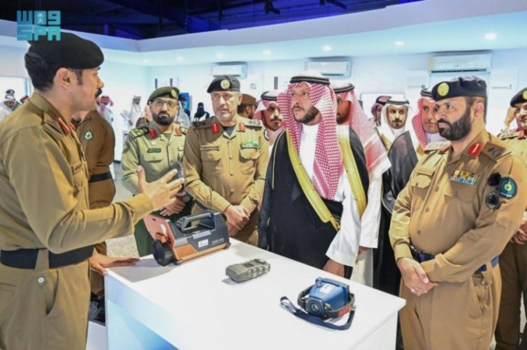 تفقد محافظ الطائف مركز الضبط الأمني بالبهيتة