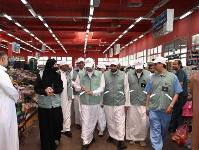 تفقد مدير بيئة مكة المسالخ وأسواق النفع العام استعدادًا للحج
