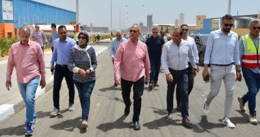 تفقد مشروعات الإسكان في السويس الجديدة