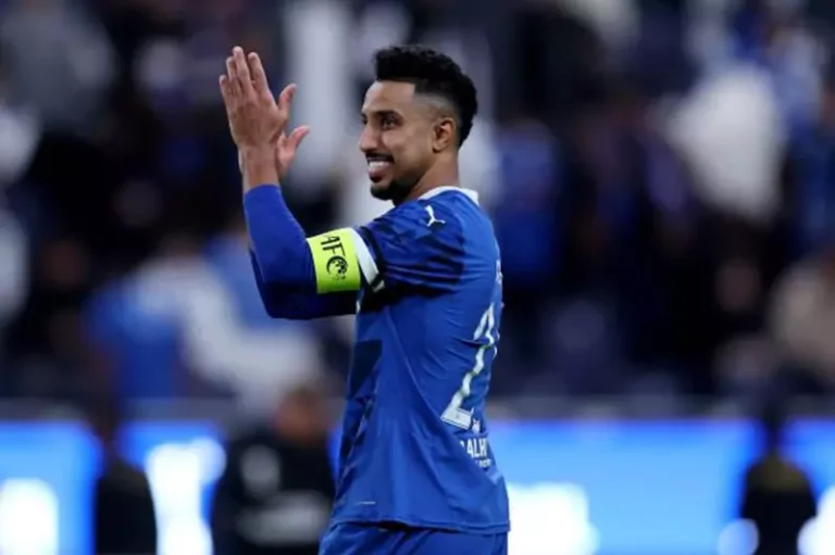 تقارير: الهلال يهدد باستبعاد سالم الدوسري من كأس العالم للأندية إذا لم يجدد عقده