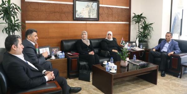 تيسير حركة التجارة يطالب به المواصفات وإنجاز المعاملات الجمركية