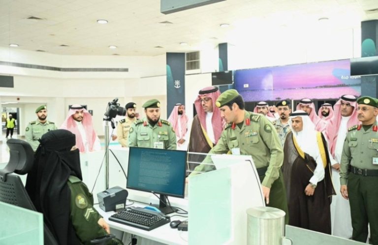جدة تستعد: محافظ جدة يتفقد جاهزية ميناء جدة الإسلامي لاستقبال ضيوف الرحمن