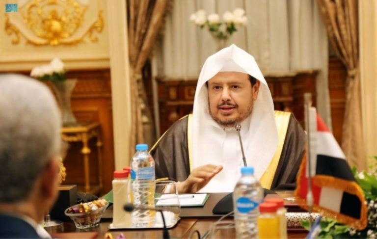 جلسة مباحثات رسمية بين رئيسي “الشورى” و”النواب المصري”