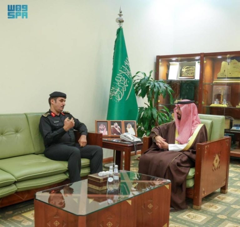 جهود الدوريات الأمنية في الخرج محور حديث المحافظ
