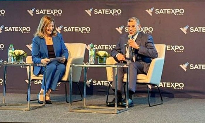 جهود وكالة الفضاء المصرية تتألق خلال مؤتمر سات إكسبو 2025 بدبي
