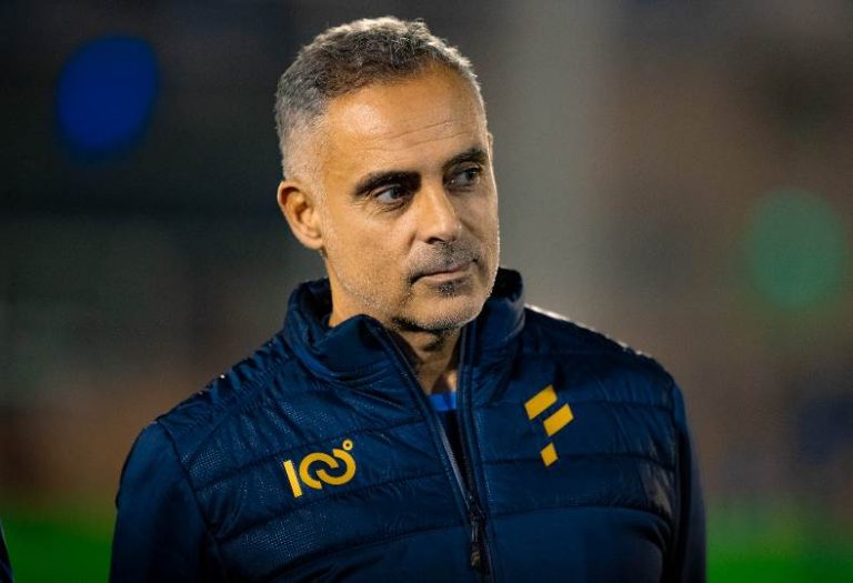 جوزيه جوميز يهاجم حكم لقاء الهلال: “سجلنا 5 أهداف واحتسب 3 فقط”