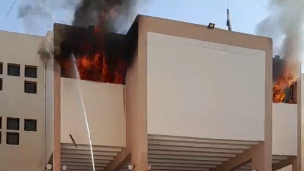 حريق يندلع في مدرسة الشيخ زايد بالجيزة بسبب ماس كهربائي أثناء الامتحانات