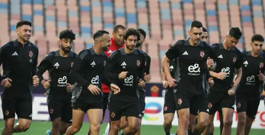 حسب مصادر موثوقة، قرار نهائي يحسم مصير انتقال قائد الأهلي إلى بيراميدز مجانا في نهاية الموسم