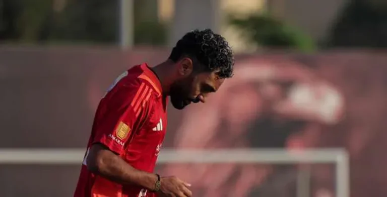 حسين الشحات يوجه رسالة جديدة لمتابعيه على إنستجرام
