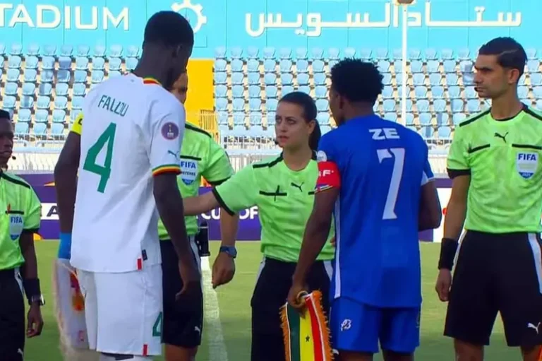 حقق المنتخب السنغالي نقطته الأولى في أمم أفريقيا للشباب بصافرة تحكيمية نسائية مصرية