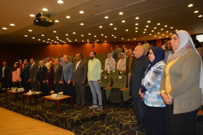 دعم البحث التطبيقي: وزير التعليم العالي يؤكد أهمية ارتباطه بالصناعة لتحقيق اقتصاد معرفي تنافسي