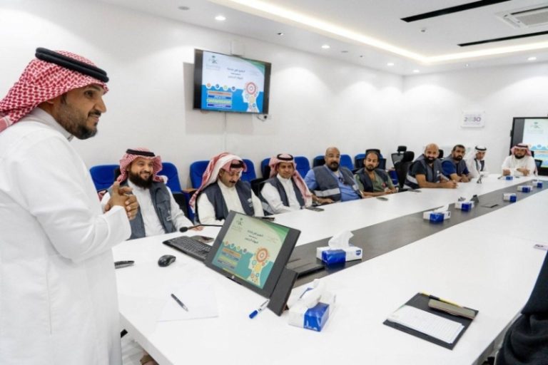 دورة جديدة لتعزيز التميز في خدمة ضيوف الرحمن
مبادرة تطوعية لترقية مستوى الخدمة لزوار الرحمن
فرصة تطوعية لتطوير مهارات خدمة ضيوف الرحمن
تدريب تطوعي يهدف إلى تحسين تجربة ضيوف الرحمن
برنامج مميز لتعزيز الخدمة المقدمة لضيوف الرحمن