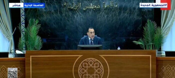 رئيس الوزراء يتحدث عن «البنزين المغشوش»