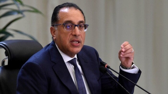 رئيس الوزراء يغادر إلى الجابون لحضور تنصيب الرئيس بريس نجيما