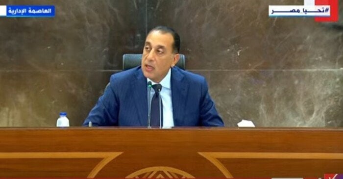 رئيس الوزراء ينفي شائعات خلط الألبان المستوردة بالألبان المحرمة