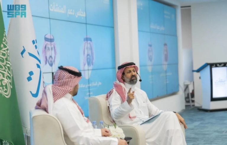 رئيس هيئة السوق المالية يكشف: 30% من الشركات المطروحة في السوق السعودية صغيرة ومتوسطة