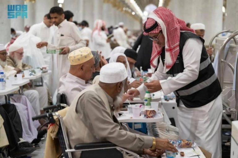 رعاية فائقة للأشخاص ذوي الاحتياجات الخاصة في المسجد النبوي