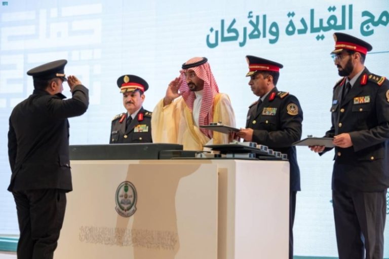رعاية وزير الحرس لحفل خريجي كلية الملك عبدالعزيز