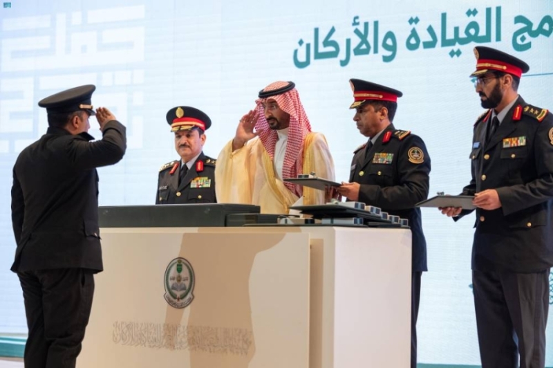 رعاية وزير الحرس لحفل خريجي كلية الملك عبدالعزيز