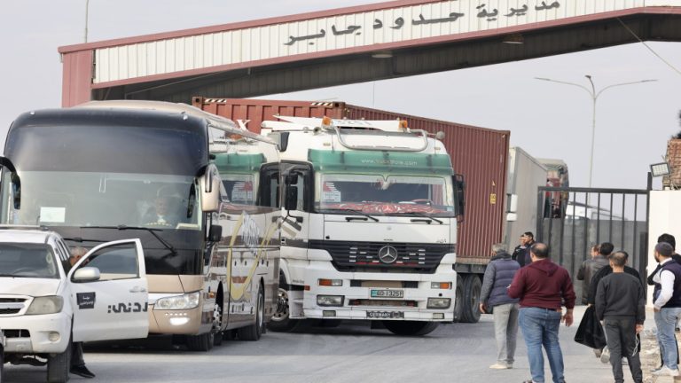 رفع العقوبات الأميركية يعزز العلاقات الاقتصادية بين الأردن وسوريا