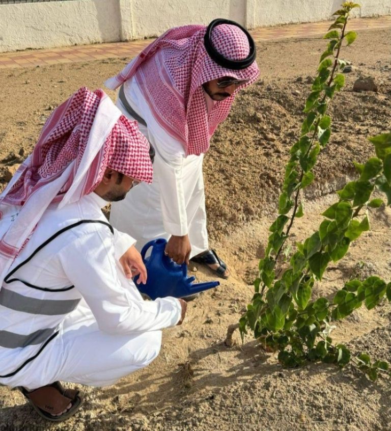 رنية تطلق مبادرتي سقيا المزروعات وتوزيع المياه