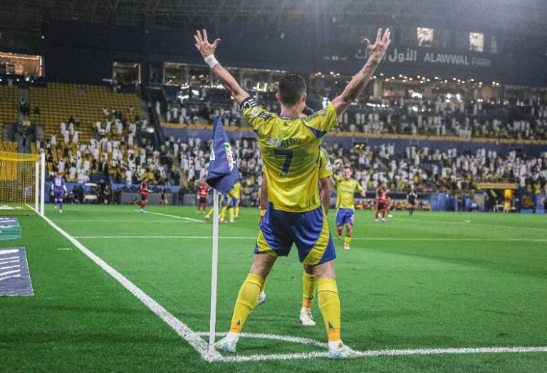 رونالدو يواجه وجهة مفاجئة تغريه للرحيل عن النصر