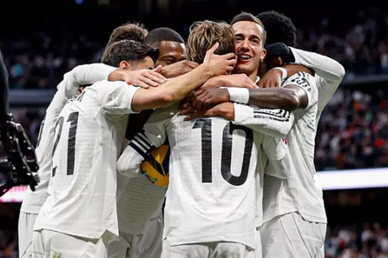 ريال مدريد مهدد بفقدان 3 لاعبين في الكلاسيكو حال حصولهم على إنذار أمام سيلتا فيغو