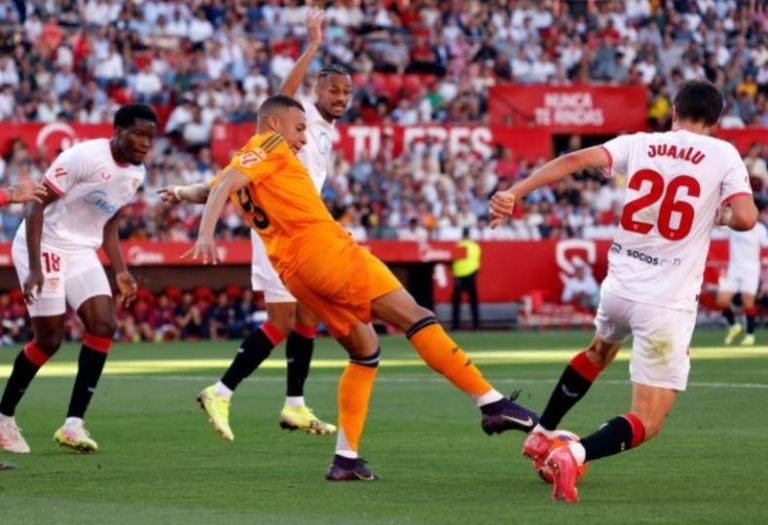 ريال مدريد يعزز موقعه في وصافة ترتيب الليجا بفوز مثير على إشبيلية