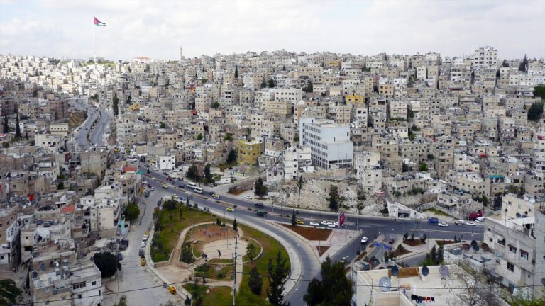 زيادة ملحوظة في التداول العقاري بالأردن بنسبة 4% خلال الثلث الأول من العام الحالي وتسجيل ملياري دينار