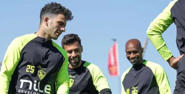 زيزو وعبد الله السعيد يغادران معسكر الزمالك في الإسماعيلية