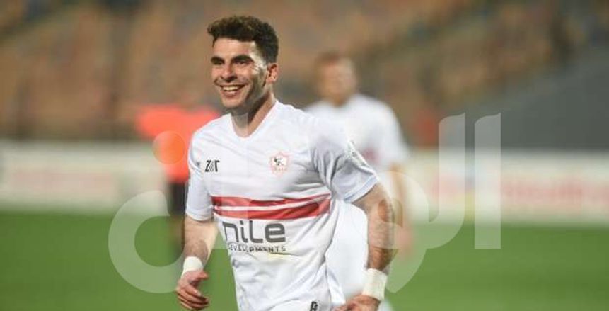 زيزو يظهر في كواليس نادي الزمالك قبل جلسة التحقيق ويضحك مع العمال