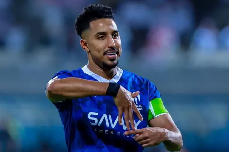 سالم الدوسري يتنافس مع 4 مرشحين آخرين على جائزة أفضل لاعب سعودي بدوري روشن