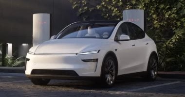 سيارة تسلا Model Y الأكثر توفيرًا متاحة الآن في الولايات المتحدة