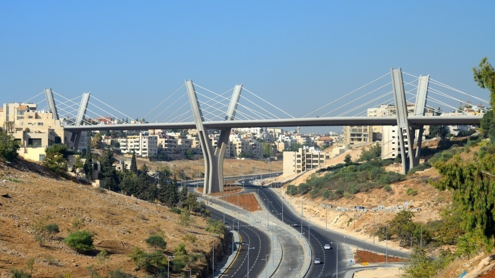 طقس حار نسبياً في معظم المناطق الأحد
