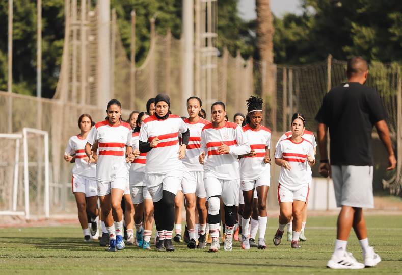 عادل حسين يطالب إدارة الزمالك بتجديد عقود 8 لاعبات خوفًا من الرحيل المجاني