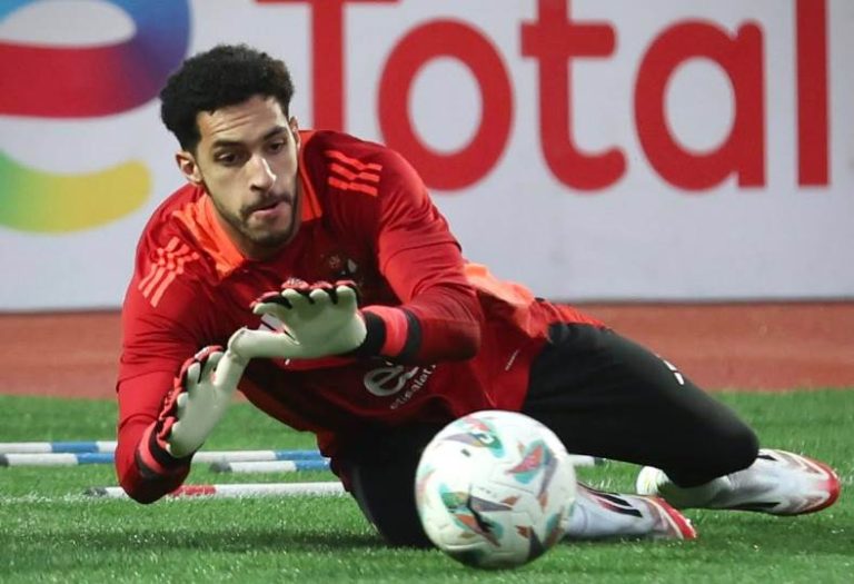 عرض أوروبي ينتظر مصطفى شوبير في الأهلي خلال أيام