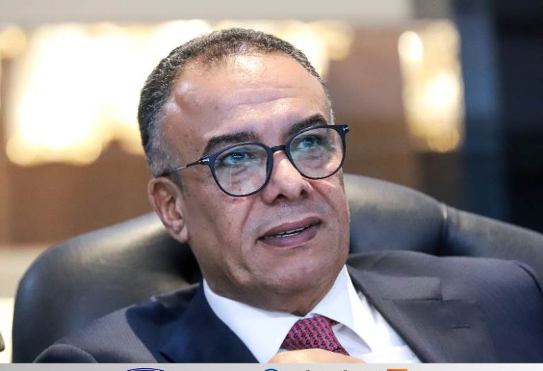 عمرو مصيلحي يشارك في اجتماع الاتحاد الدولي لكرة السلة الذي يعقد في البحرين