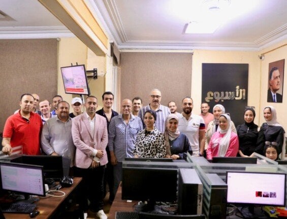 فوز حسين الزناتي في انتخابات الصحفيين 2025 يترجم لزيارة موقع «الأسبوع»