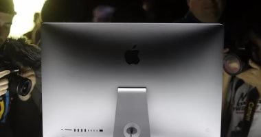 في مثل هذا اليوم.. أبل تضيف iMac إلى مجموعة أجهزتها التقنية، مما يُعد نقطة تحول تاريخية