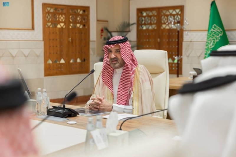 فيصل بن سلمان يترأس الاجتماع الأول للجنة تاريخ الحج والحرمين الشريفين