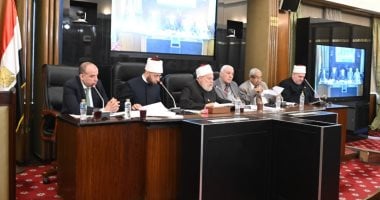 قانون جديد لمواجهة فوضى الفتاوى يقره النواب والأزهر يرفضه