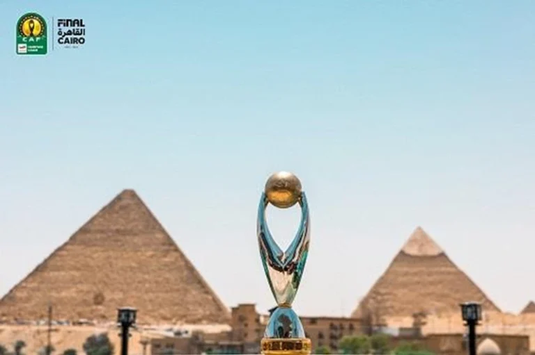 كاف يعلن عن تصميم نسخة جديدة من كأس دوري أبطال أفريقيا بمشاركة بيراميدز قبل النهائي