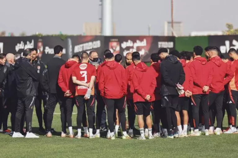 كشف “يلا كورة” عن شرط رئيسي يؤثر على تطورات ملف المدير الفني الجديد داخل الأهلي