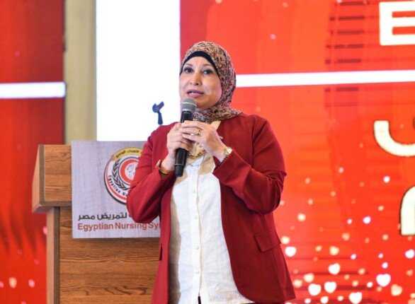 كوثر محمود تؤكد: 60% من المنظومة الصحية في مصر تعتمد على التمريض