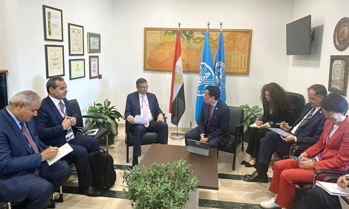 لقاء رفيع بين وزير الزراعة ومدير عام منظمة «الفاو» لتعزيز التعاون المشترك