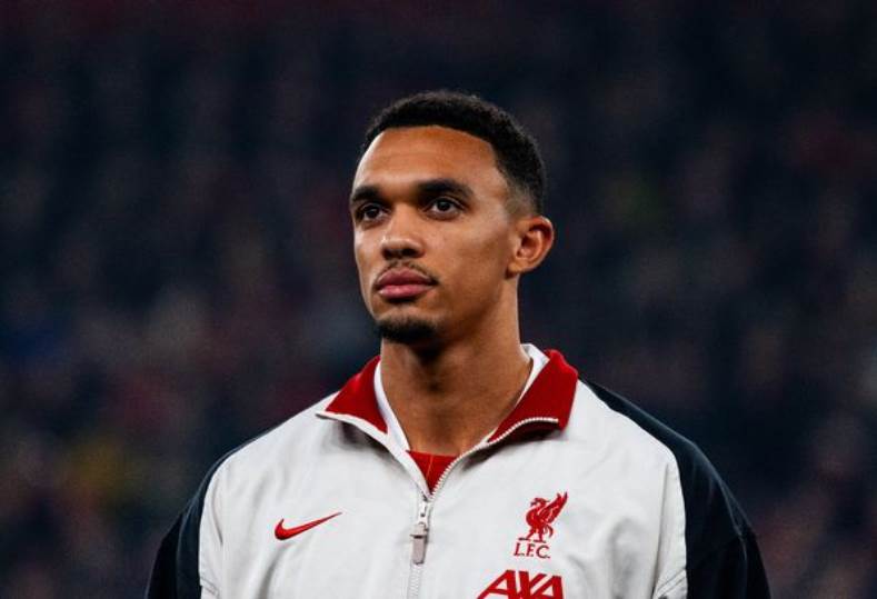 ليفربول يعلن عن رحيل ألكسندر أرنولد بشكل رسمي