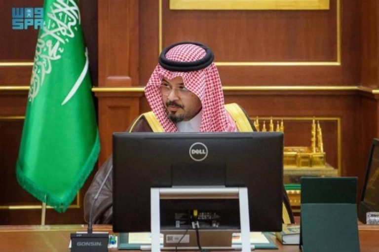 متابعة حثيثة لمشاريع المحافظات من أمير المدينة